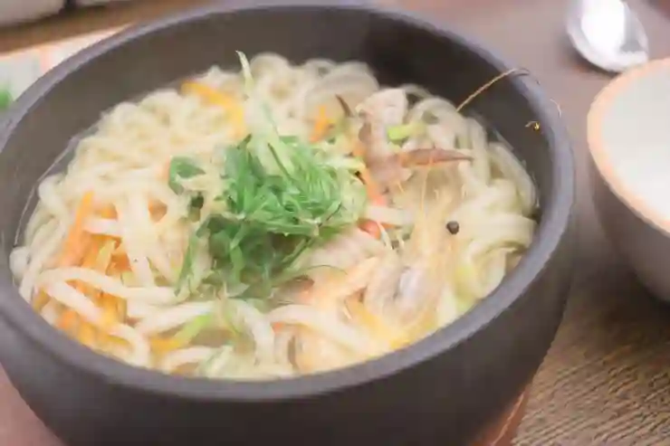 공주 칼국수, 보쌈의 환상적인 만남! 놓칠 수 없는 맛집 탐방 가이드