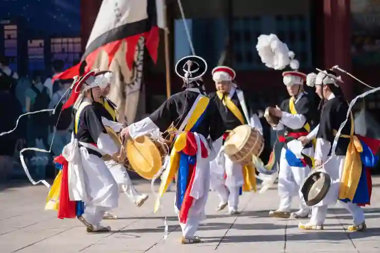 **SNS 핫플!** 물놀이와 힐링을 한 번에, 산속 물놀이 카페 완벽 분석!