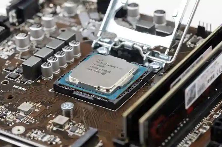 인텔 AI CPU 탑재 레노버 요가 슬림 7i 성능 살펴보기
